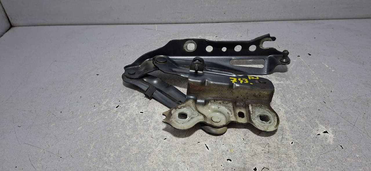 DIJELOVI SKARE OD HAUBE SKODA SUPERB > 19- 2.0 3V0823301