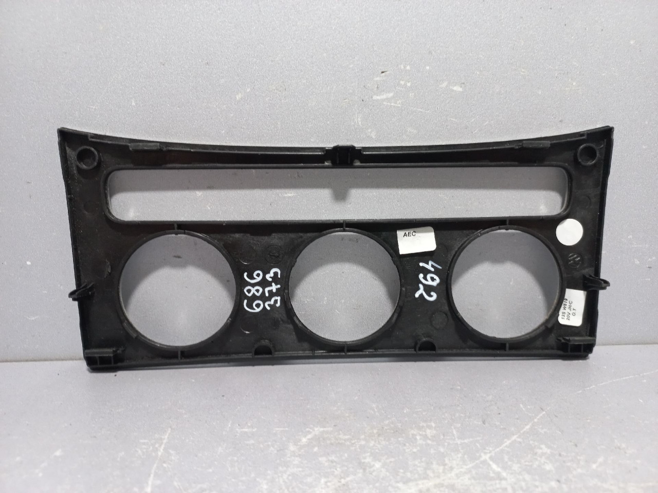 DIJELOVI BLENDA VW PASSAT B6 > 05-10 3C0863100
