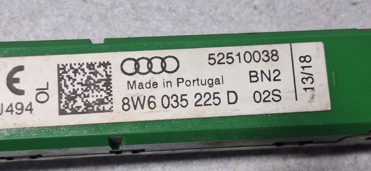 DIJELOVI ANTENA   8W6035225D