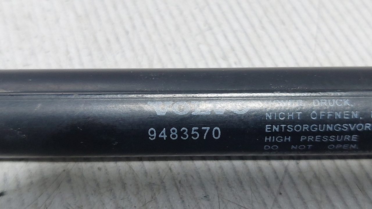 AMORTIZER HAUBE VOLVO S40/V50 > 04-07 9483570