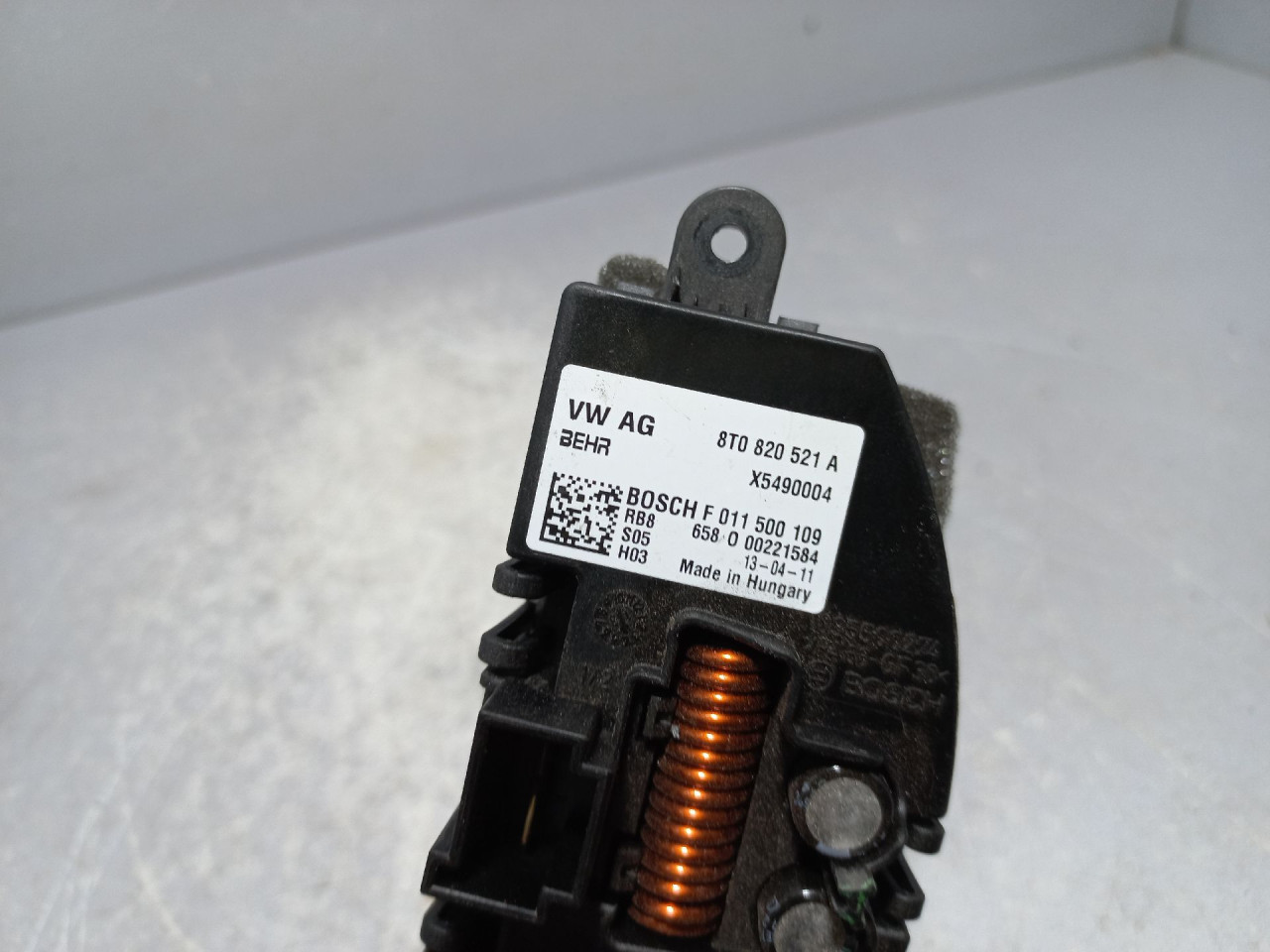 ELEKTRONIKA REOSTAT AUDI A4 (B8) > 12-15 8T0820521A
