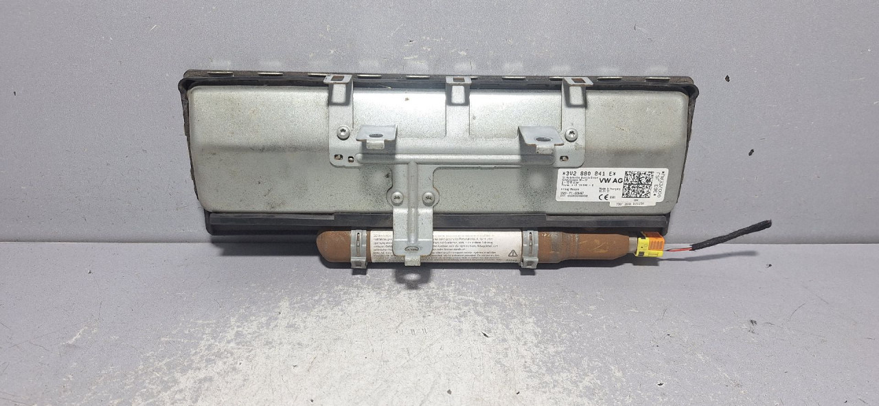 DIJELOVI AIRBAG NOGU SKODA SUPERB > 15-19 3V2880841E