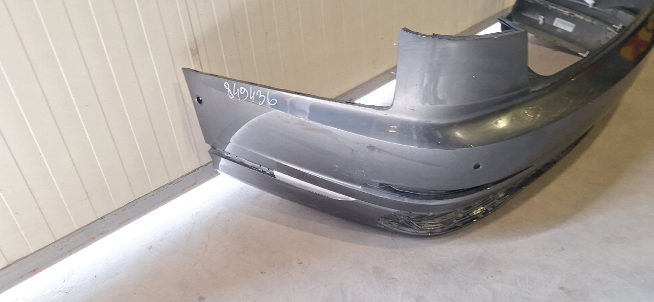 DIJELOVI BRANIK AUDI A8 (4N) > 17 -  4N0807511F