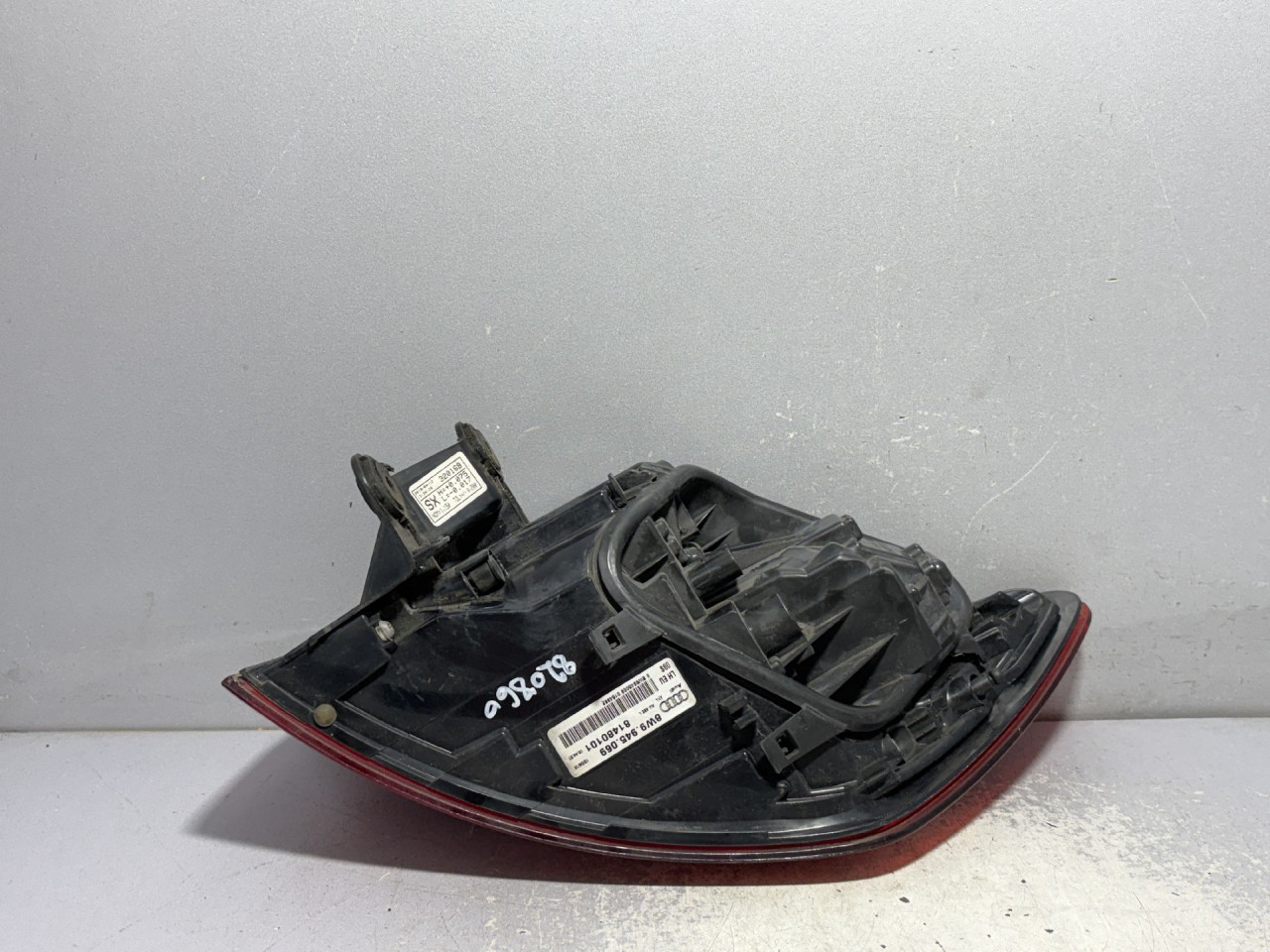 STOP SVJETLO AUDI A4 (B9) > 15-18 8W9945069