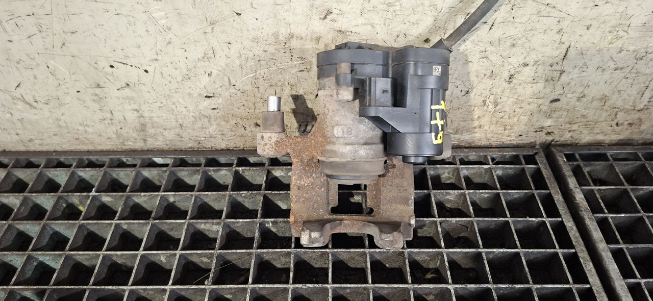 DIJELOVI KOCIONA KLJESTA VW TIGUAN > 16-20 2.0 3Q0615406J