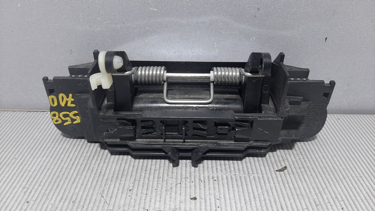 RUCKA VRATA AUDI A4 (B7) > 04-07 4B0839885