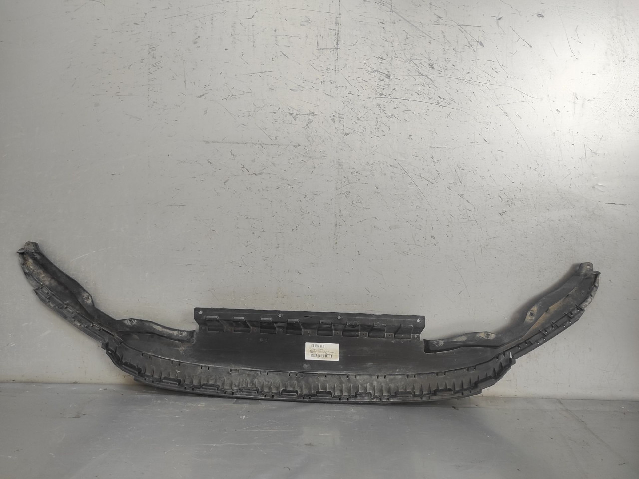 DIJELOVI SPOJLER VW TIGUAN > 16-20 5NA805903C