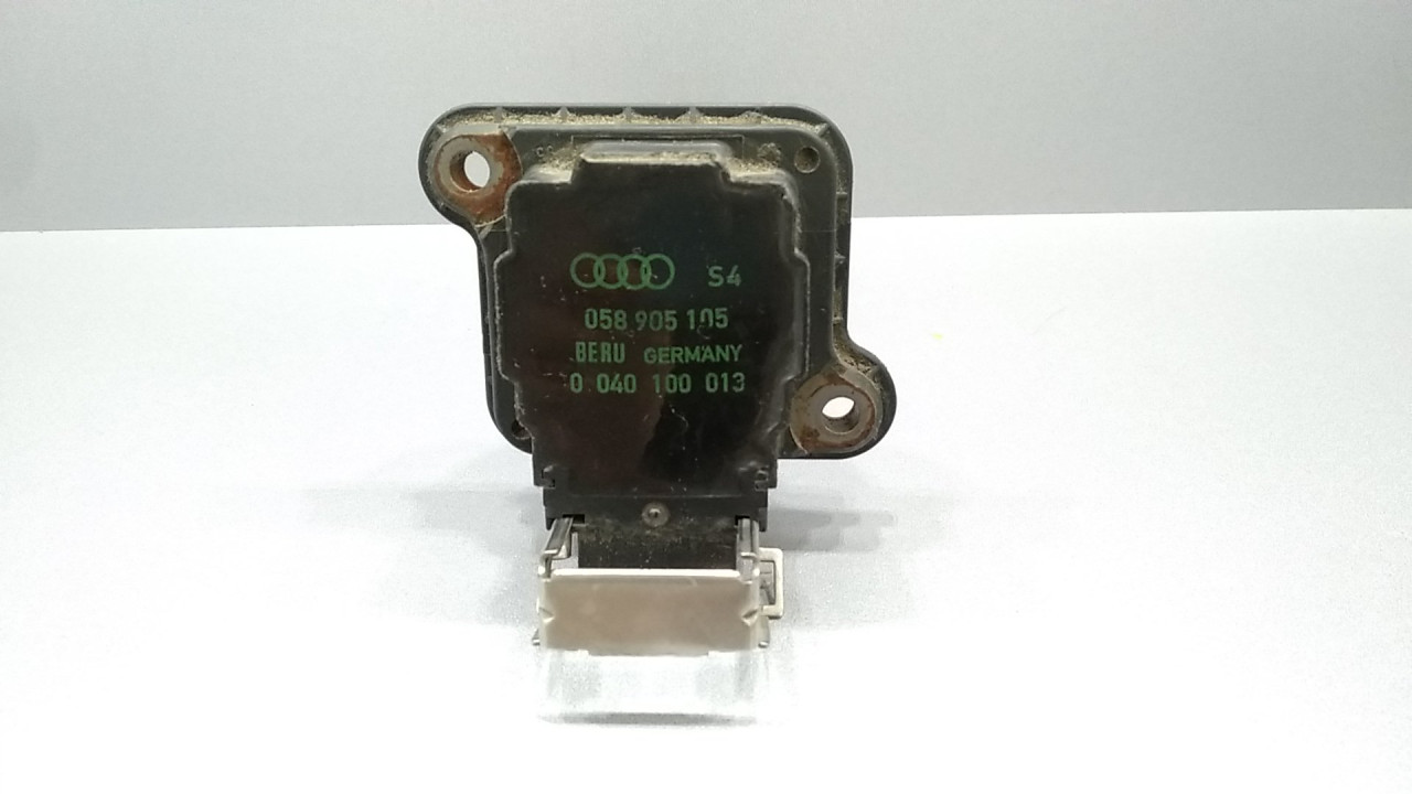 DIJELOVI BOMBINA AUDI A8 (4D) > 94-02 1.8 058905105
