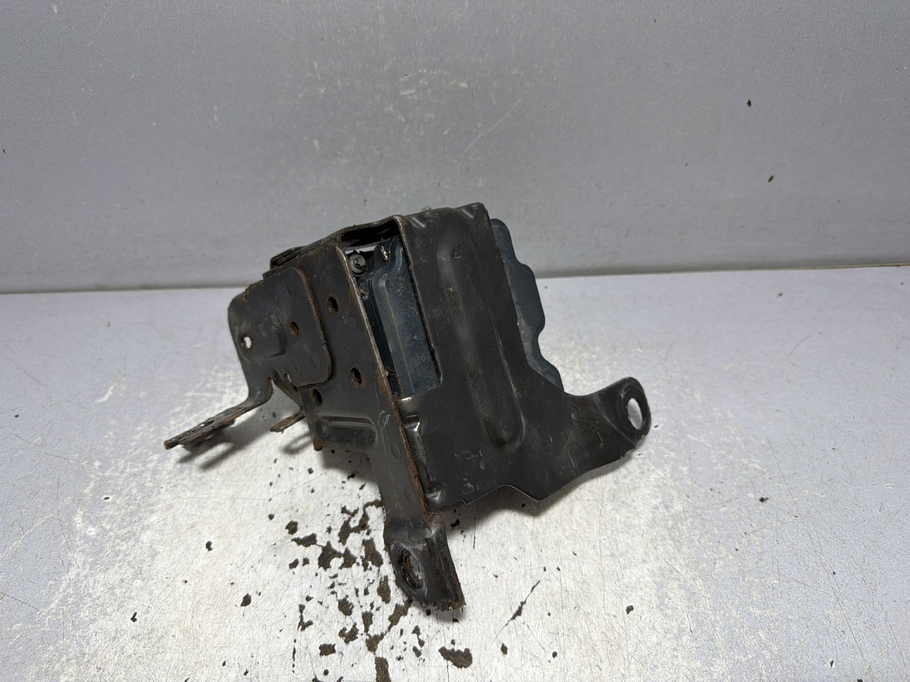 DIJELOVI ABS ELEKTRONIKA PEUGEOT 308 > 13-17 2.0