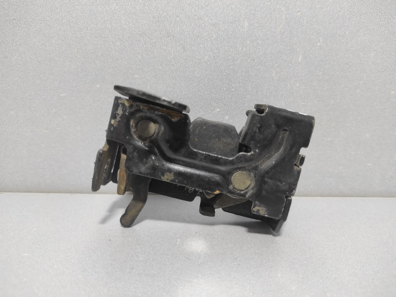 BRAVA HAUBE MERCEDES E KLASA (W212) > 09-13 A2128800160