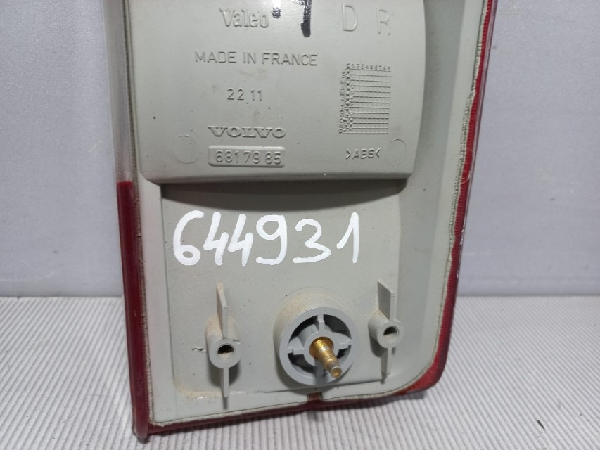 STOP SVJETLO VOLVO 840/850 > 92-97 6817985