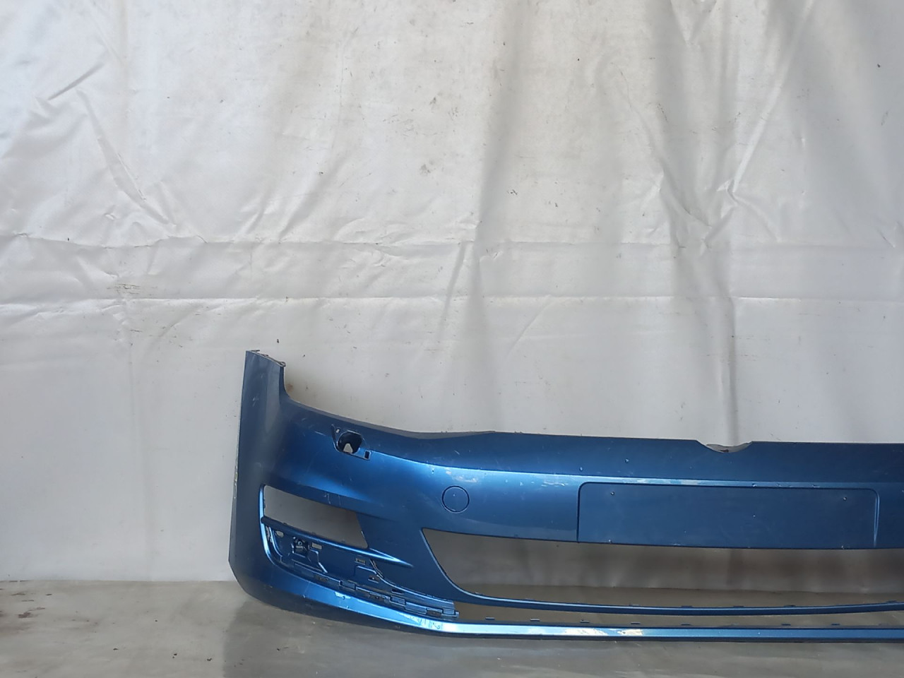 DIJELOVI BRANIK VW GOLF 7 > 12-16 5G0807221