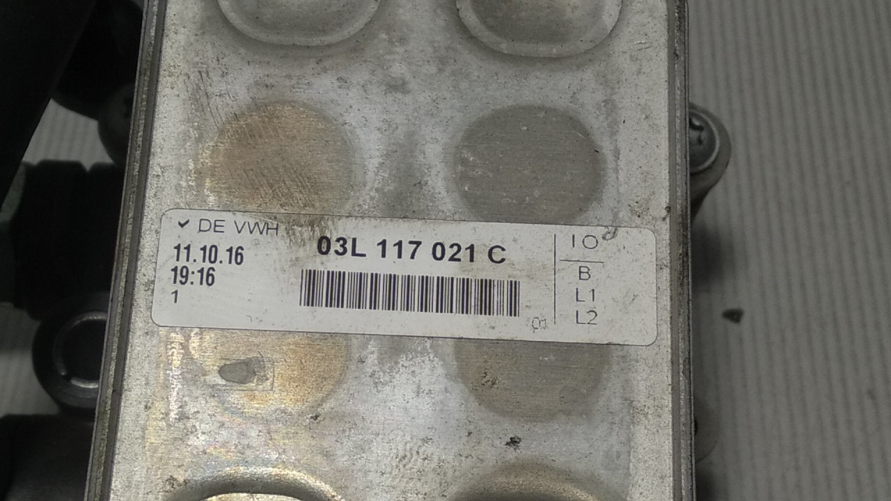 DIJELOVI HLADNJAK ULJA VW POLO > 09-14 03L117021C