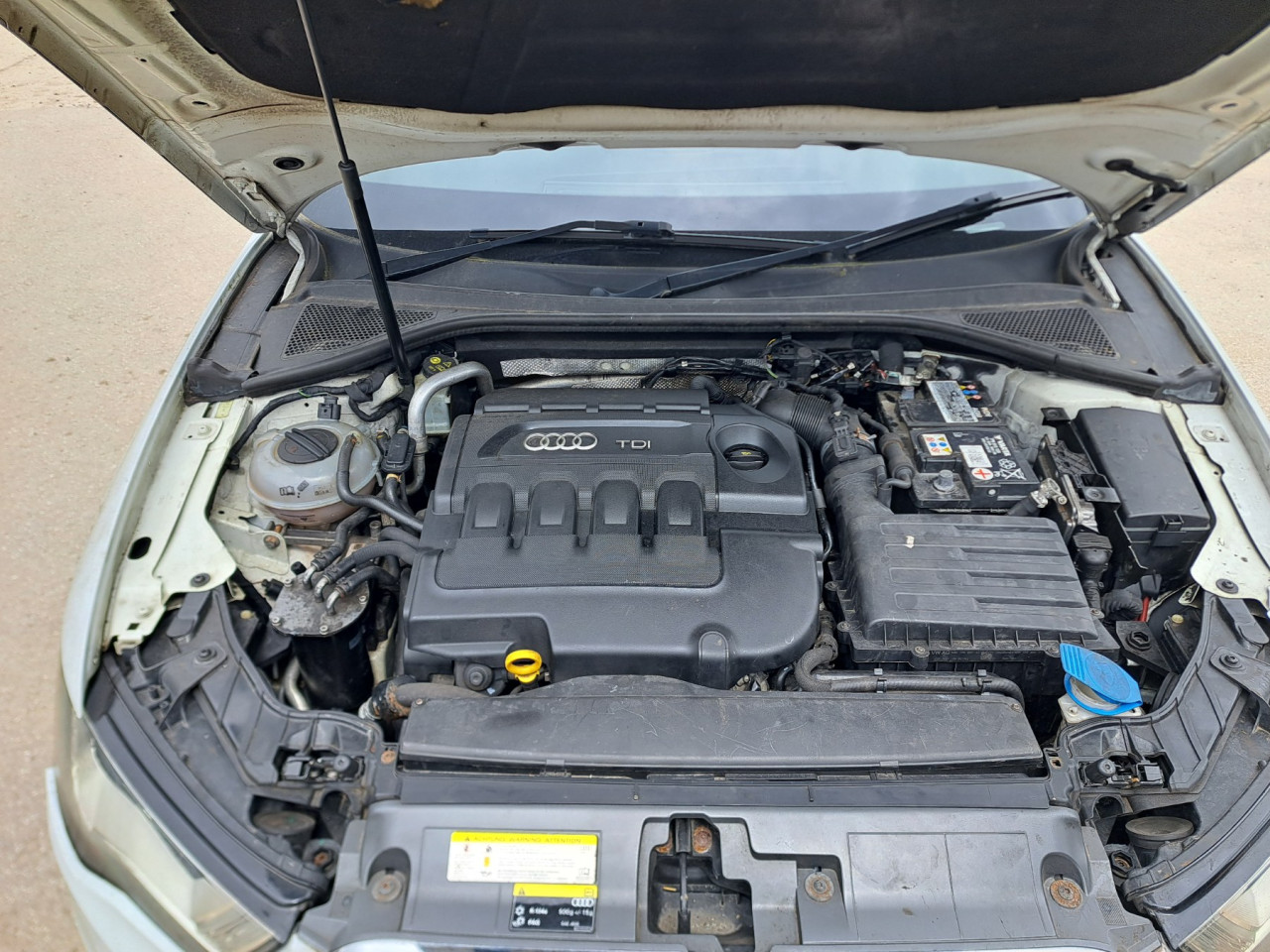 DIJELOVI AUDI A3 8V1/8VA 1.6 DIZEL 81KW MJENJAC MOTOR CRKB 2014