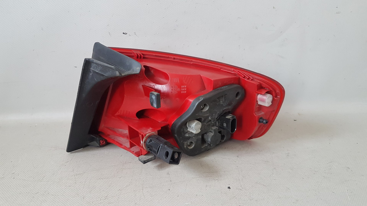 STOP SVJETLO AUDI A4 (B8) > 07-11 AD024015 17126901