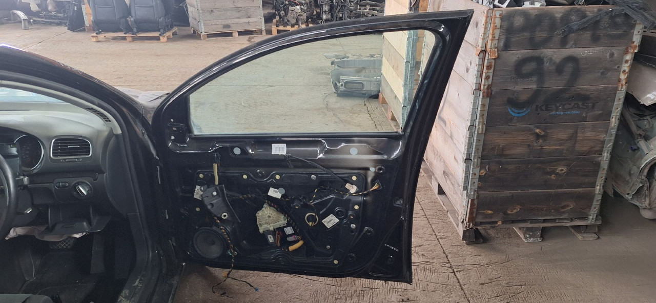 DIJELOVI VRATA VW GOLF 6 > 08-12 5K4831056H
