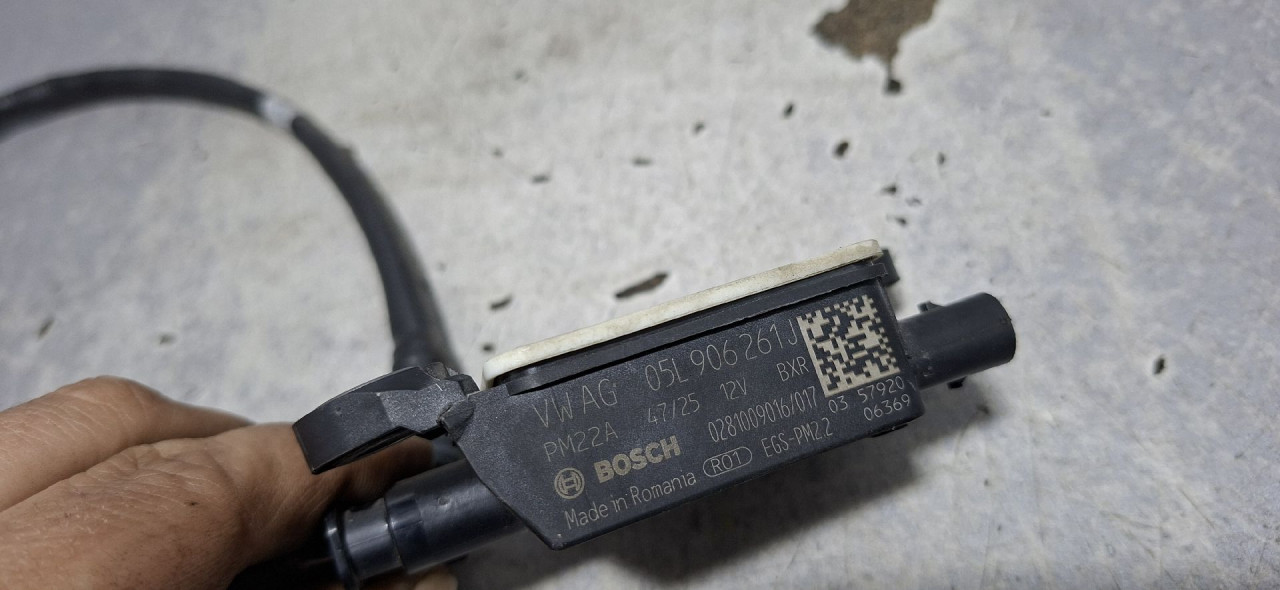 DIJELOVI NOX SENZOR VW GOLF 8 > 19- 2.0 05L906261J