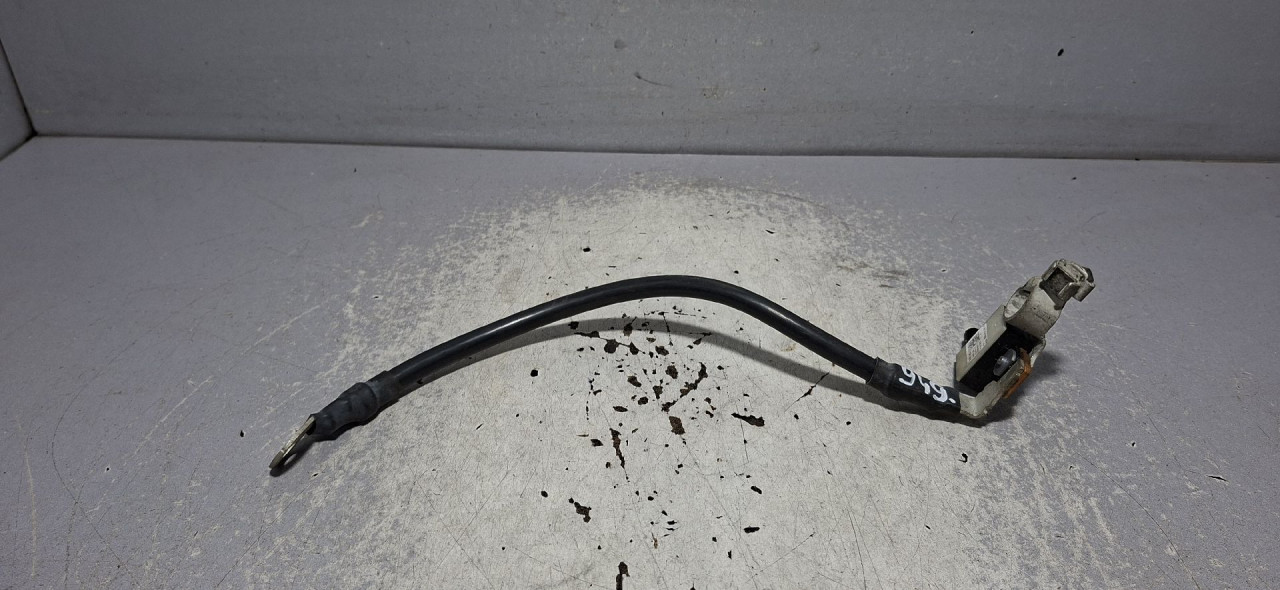 DIJELOVI KLEMA AUDI A4 (B9) > 19- 3.0 8S0915181C