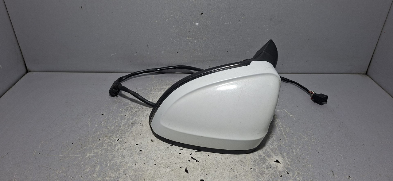 DIJELOVI RETROVIZOR AUDI A4 (B9) > 15-18 2.0 8W1857409T9B9