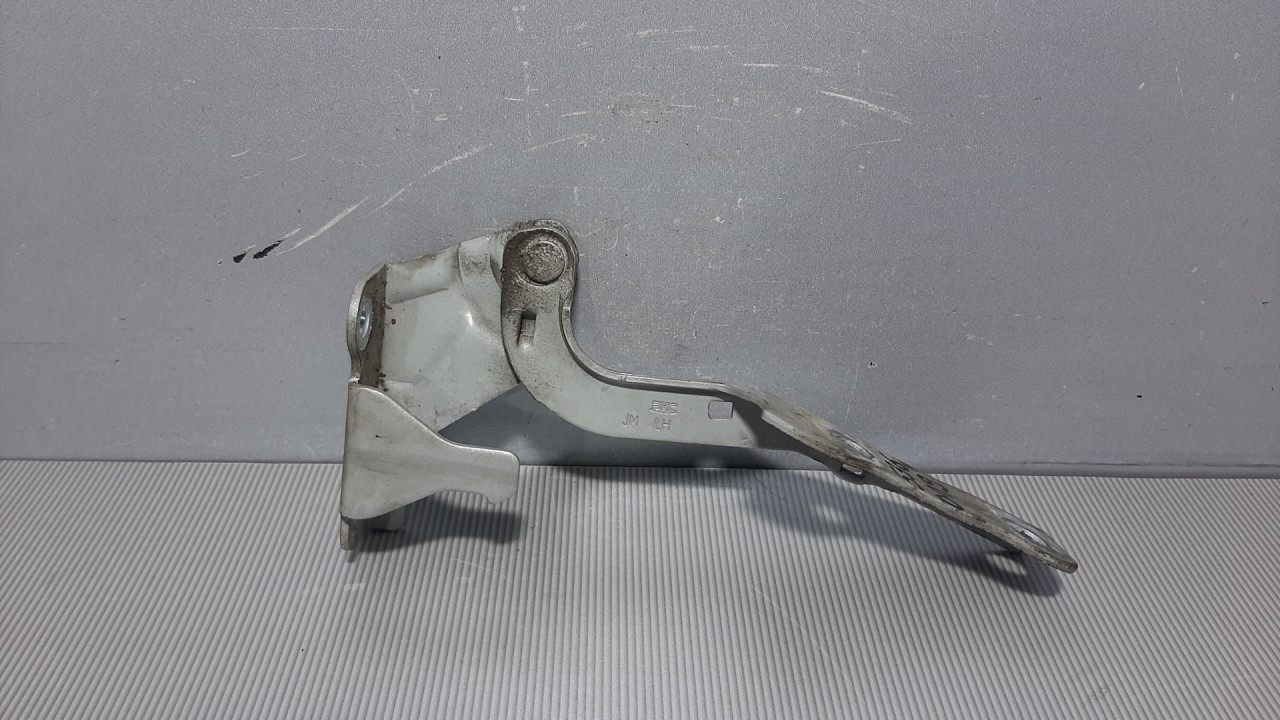 DIJELOVI SKARE OD HAUBE HYUNDAI TUCSON > 04-10 2.0