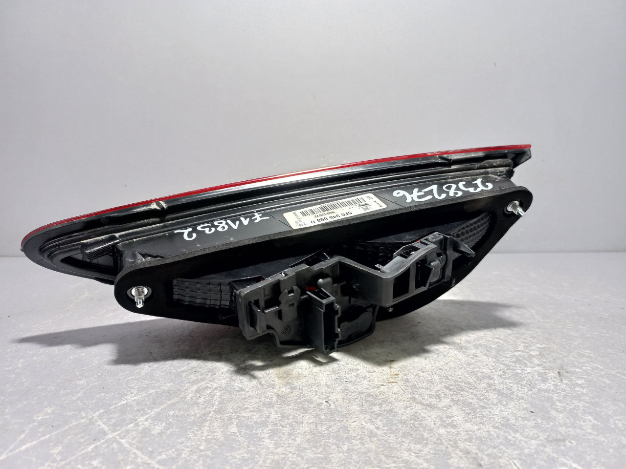DIJELOVI STOP SVJETLO SEAT LEON > 13-16 5F0945093D