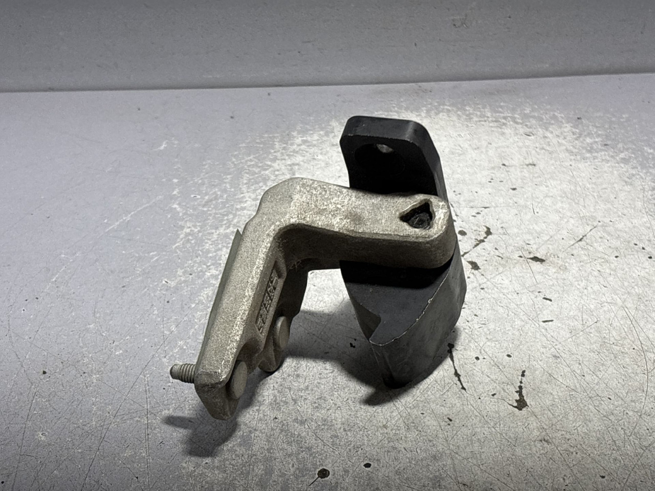 DIJELOVI BAGLAMA MERCEDES GLC (X253) > 16-22 A047058