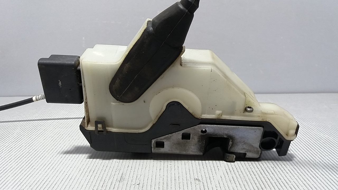 BRAVA VRATA PEUGEOT 208 > 12-15 9688079980