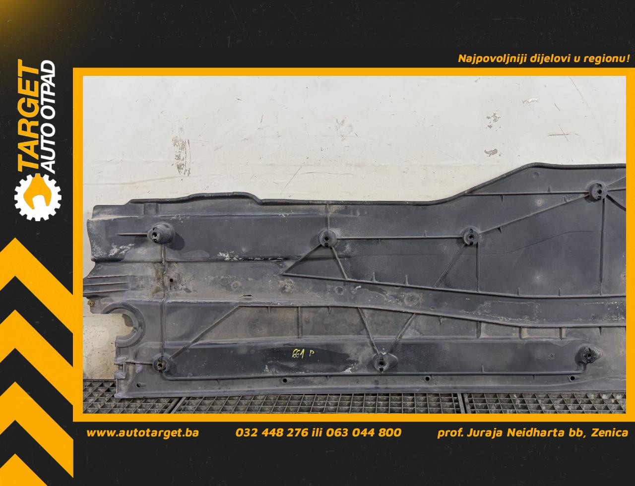 DIJELOVI PODNA ZASTITA VW PASSAT B8 > 14-19 1.6 3Q0825201H