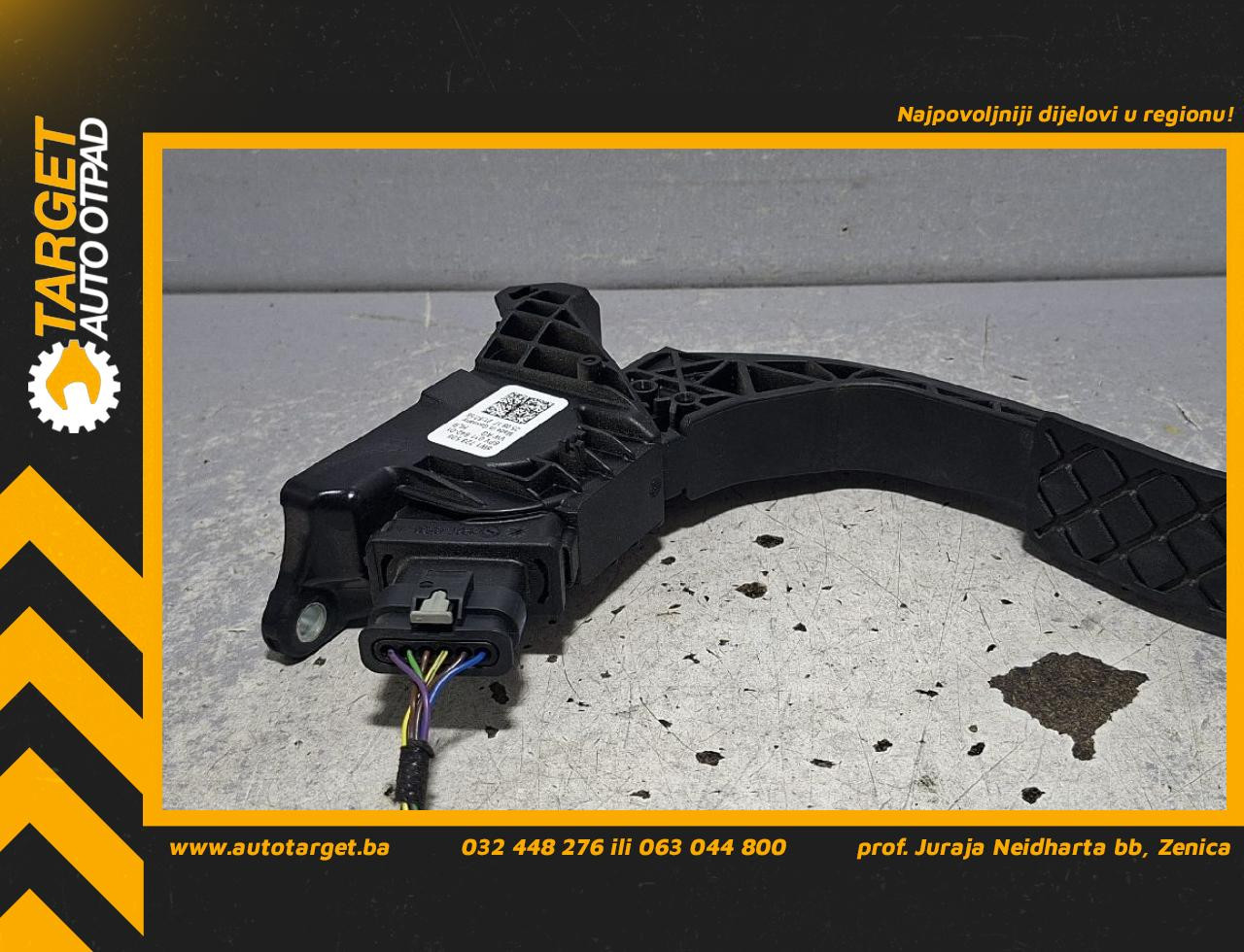 DIJELOVI PAPUCICA GASA AUDI A4 (B9) > 15-18 2.0 8W1723523