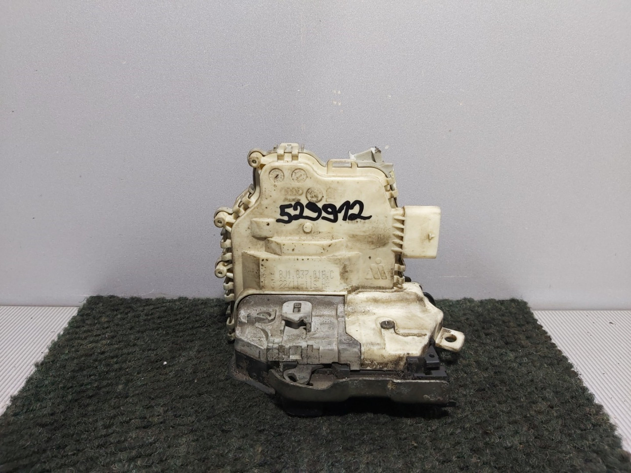 DIJELOVI BRAVA VRATA AUDI A6 4G > 11-14 8J1837016C