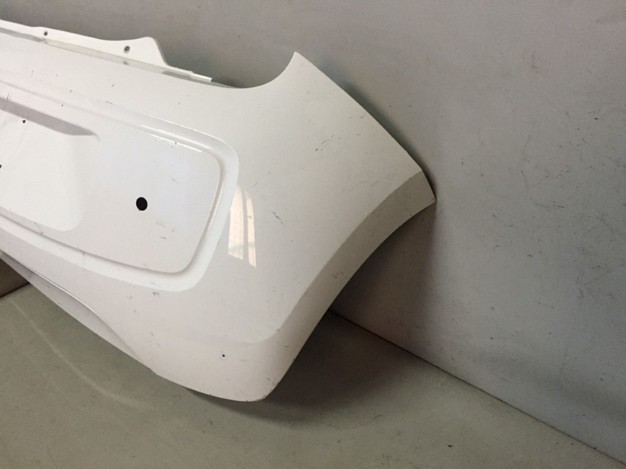DIJELOVI BRANIK VW UP > 12-16 VW201010 1S6807421