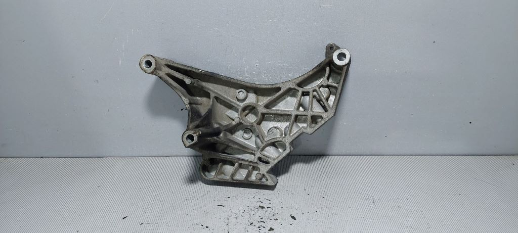 DIJELOVI NOSAC MOTORA VW CADDY > 10-15 03L199207