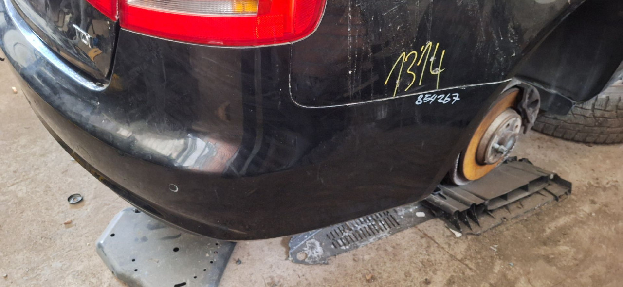 DIJELOVI BRANIK AUDI A4 (B8) > 12-15 8K5807067AGRU
