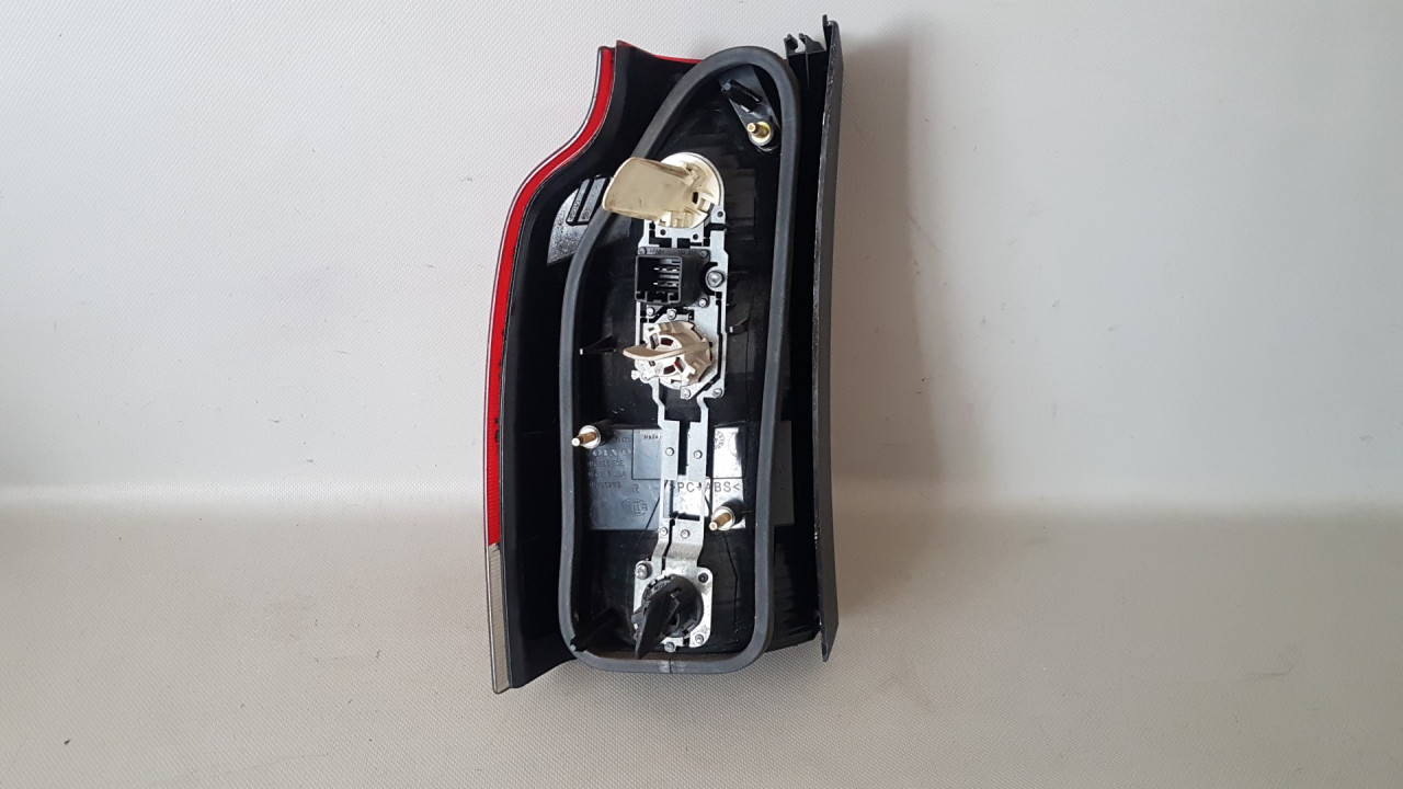 STOP SVJETLO VOLVO S70/V70 > 00-04 2TP00821804