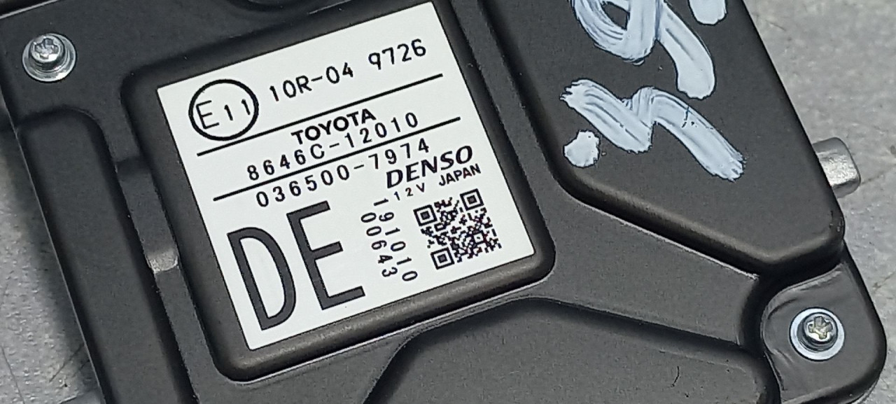 DIJELOVI KAMERA TOYOTA COROLLA > 19- 8646C12010
