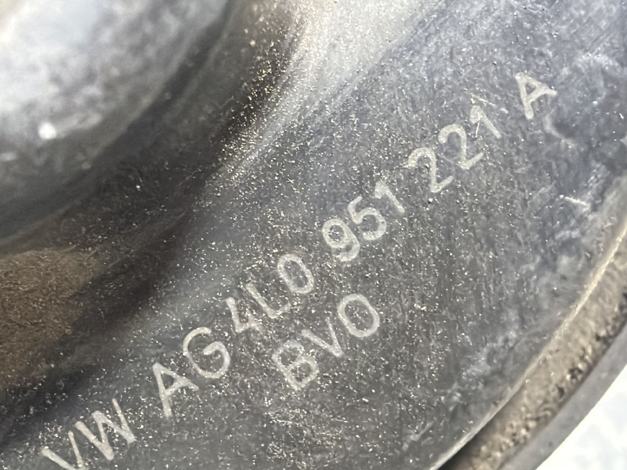 DIJELOVI SIRENA AUDI Q7 (4L) > 09-15 4L0951221A