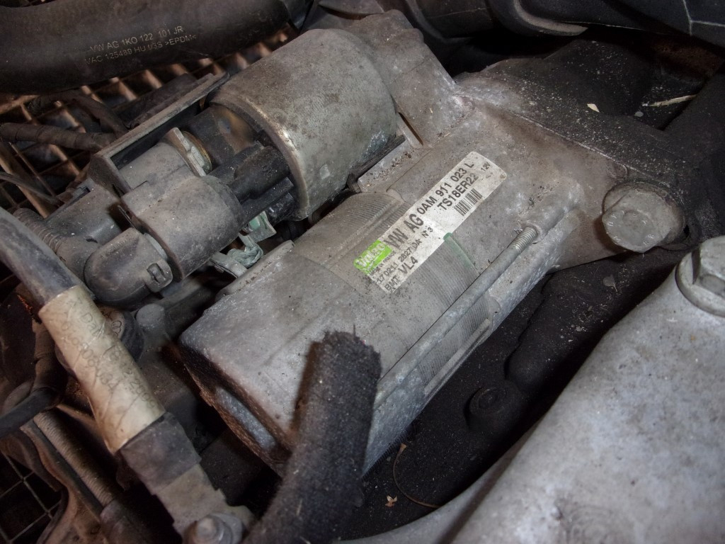 DIJELOVI ALNASER VW CADDY > 10-15 0AM911023L