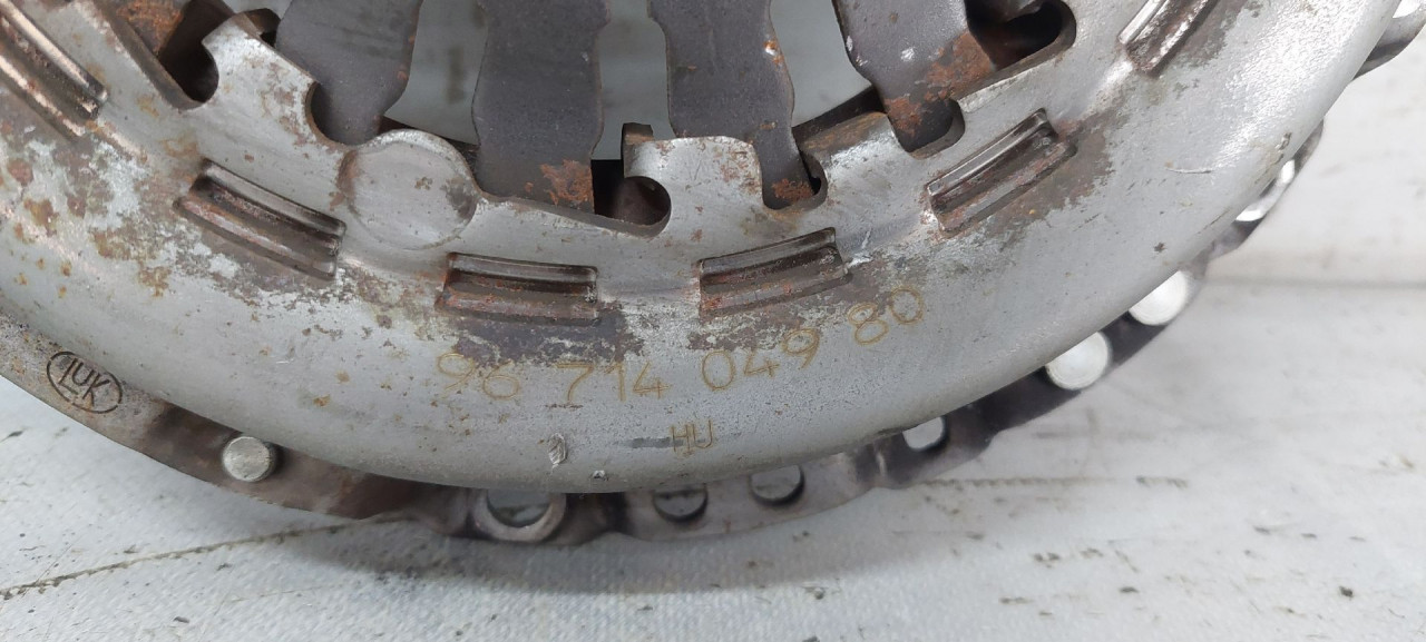 DIJELOVI KORPA PEUGEOT 208 > 12-15 9671404980