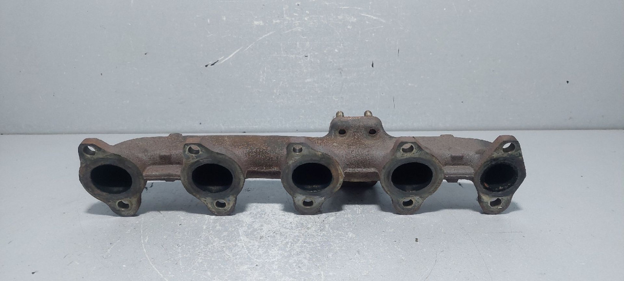 IZDUVNA GRANA VOLVO S60/V60 > 10-13 725711