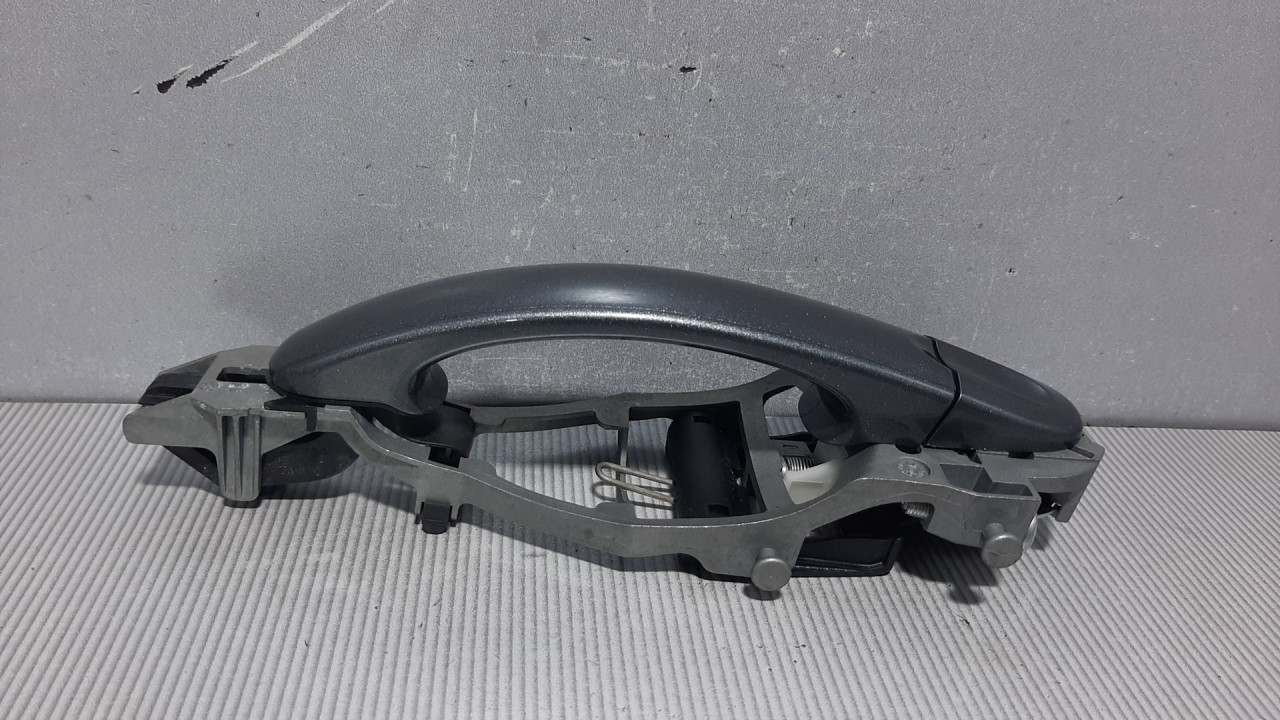 DIJELOVI RUCKA VRATA VW GOLF 6 > 08-12 1K0837885A