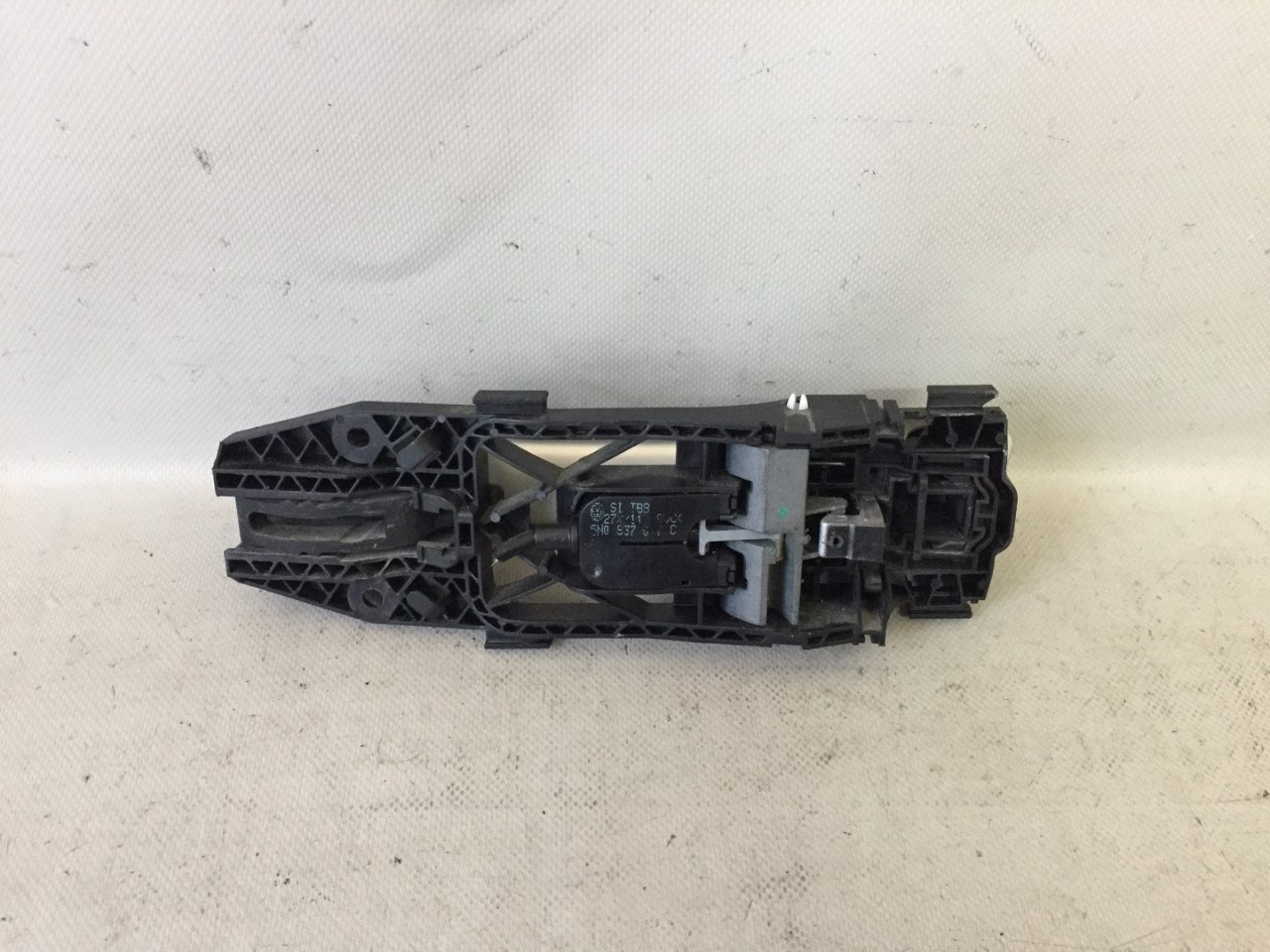 DIJELOVI RUCKA VRATA VW GOLF 6 > 08-12 5N0839885H