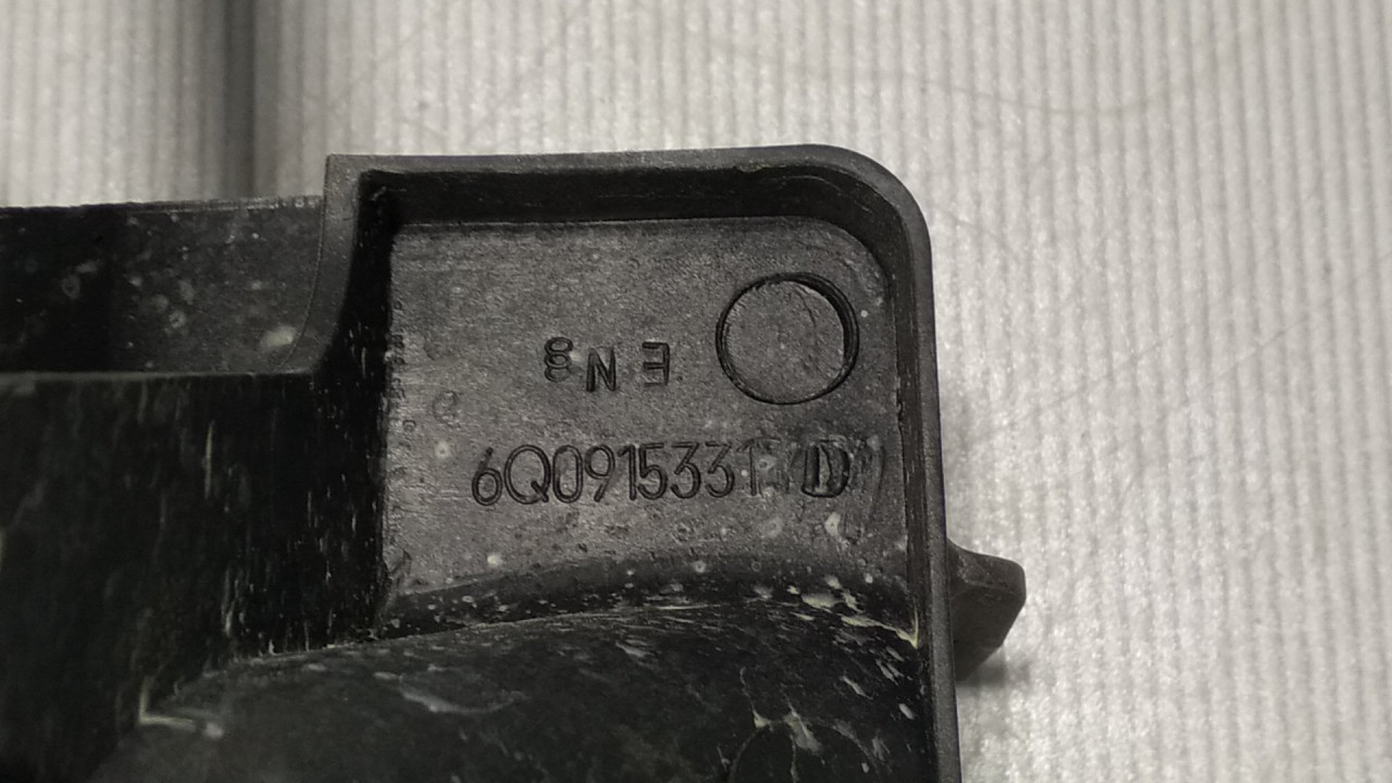 NOSAC AKUMULATORA VW POLO > 09-14 6Q0915331D