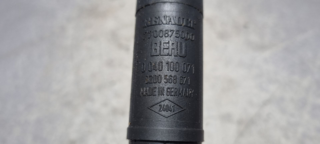 DIJELOVI BOMBINA DACIA DUSTER > 10-13 8200568671