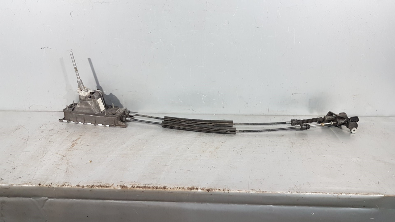 DIJELOVI SALTEBLA VW GOLF 5 > 03-08 1K0711049CK
