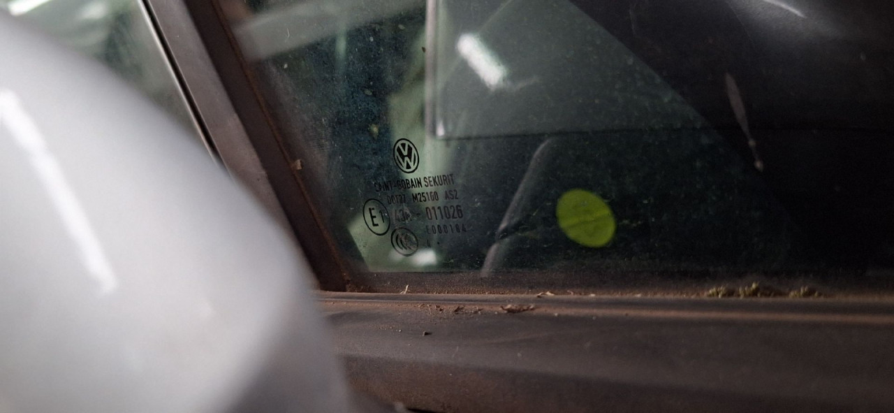 DIJELOVI STAKLO VW PASSAT B8 > 14-19