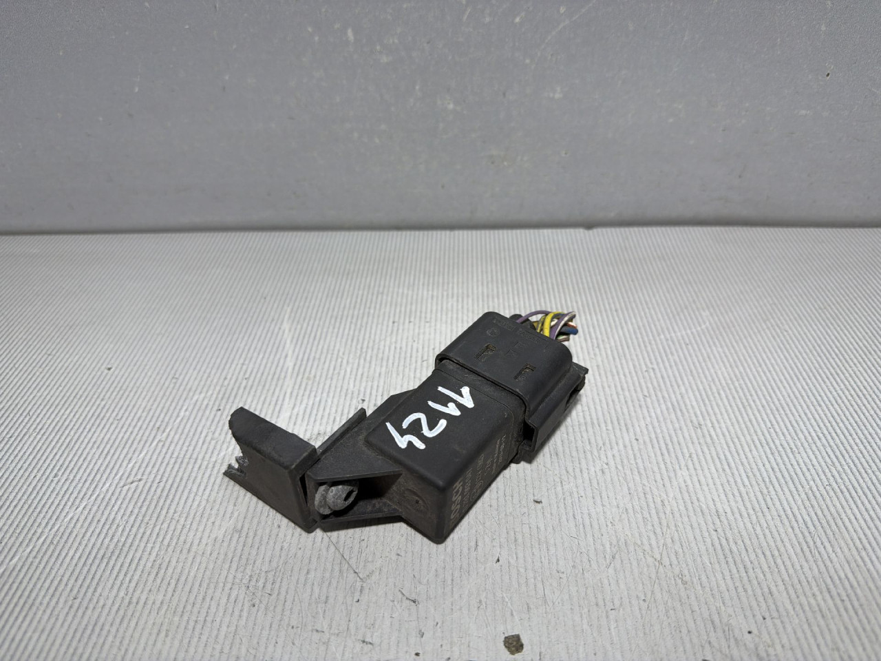DIJELOVI ELEKTRONIKA RELEJ VOLVO V40 > 12-16 2.0 31342686