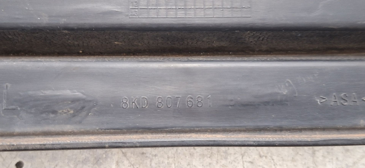 RESETKA BRANIKA AUDI A4 (B8) > 07-11 8KD807681