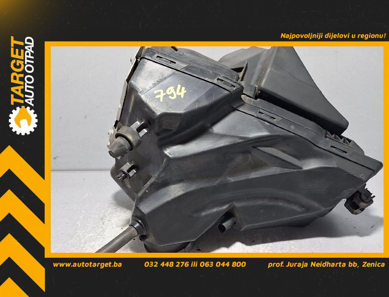 KUCISTE FILTERA ZRAKA AUDI A4 (B8) > 12-15 8K0133837BF