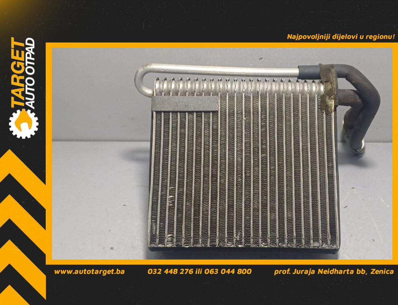 DIJELOVI MALI HLADNJAK FORD KUGA > 08-12