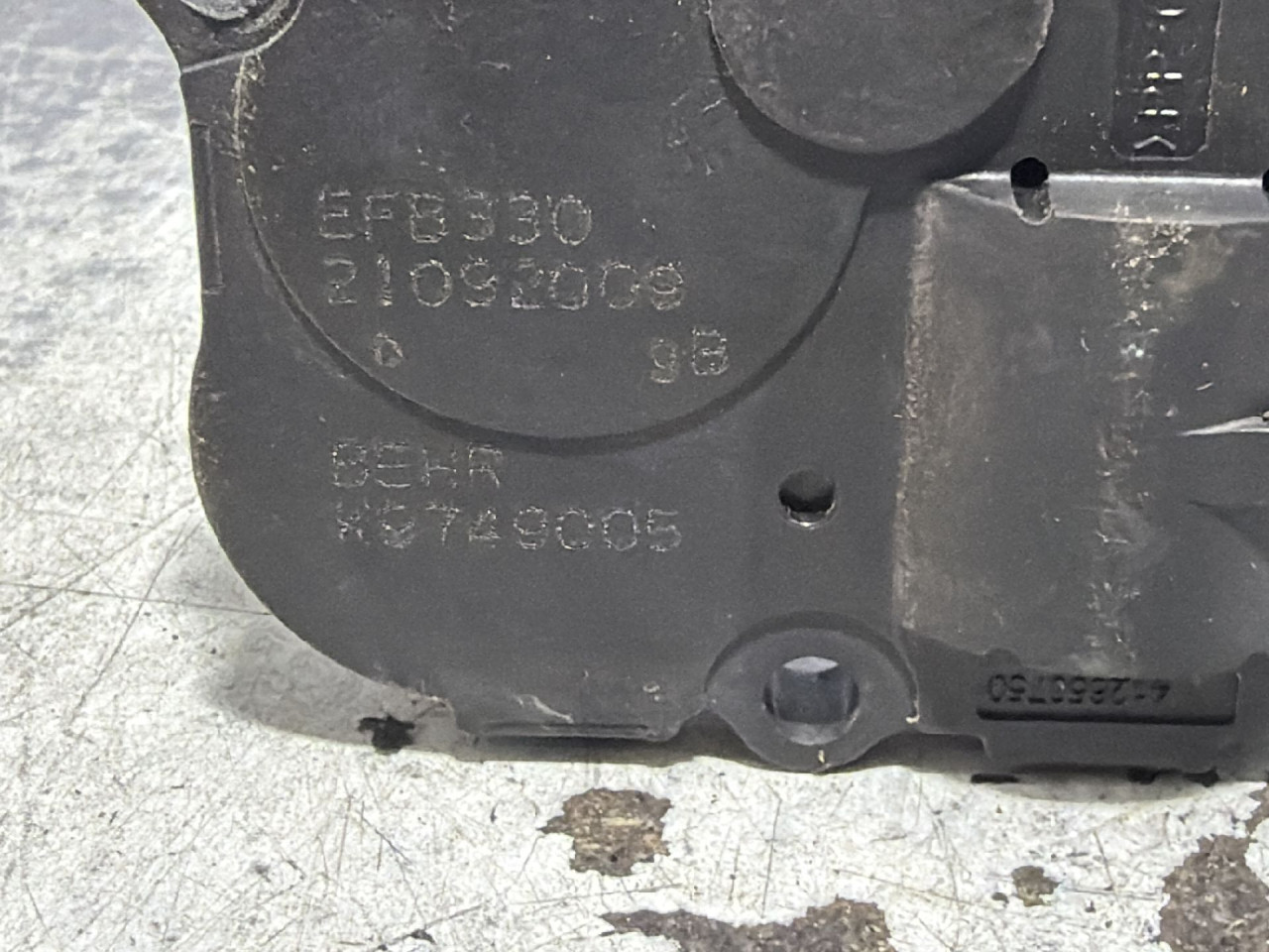 DIJELOVI MOTORIC KLAPNE AUDI Q5 > 08-11 K9749005